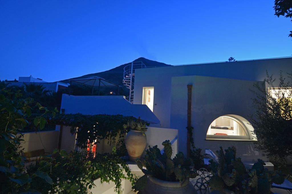 אפרטהוטל Il Gabbiano Relais In סטרומבולי מראה חיצוני תמונה