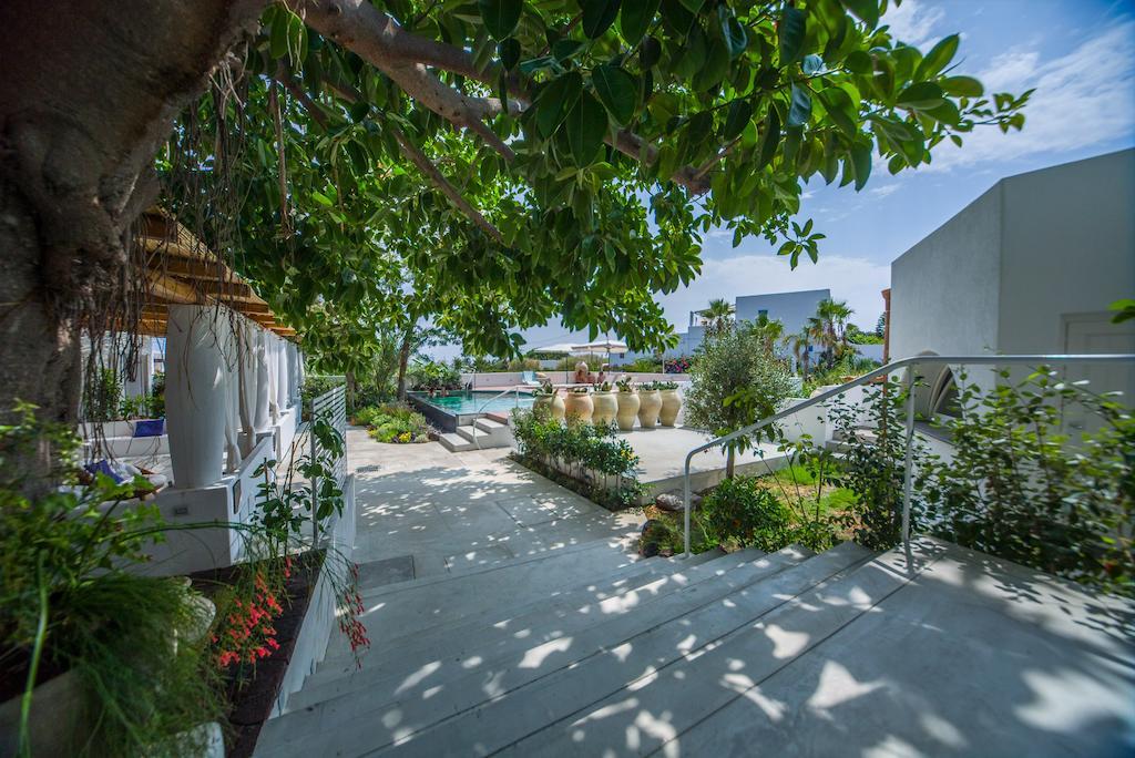 אפרטהוטל Il Gabbiano Relais In סטרומבולי מראה חיצוני תמונה